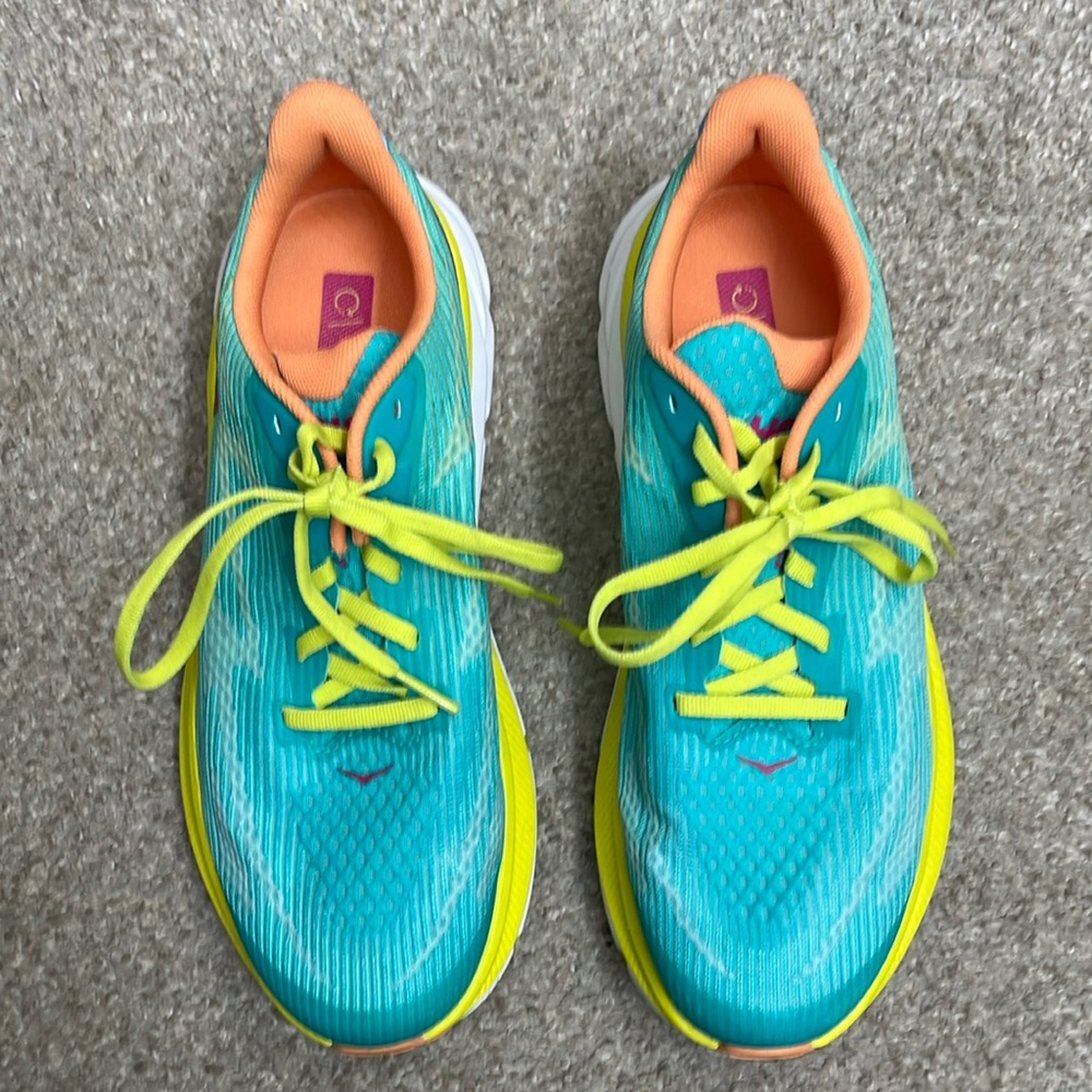 Like New Hoka Clifton 9 Youth 38 2/3 EU US 5.5 Light Blue Yellow Orange Women 7